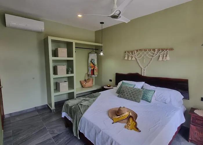 Vicenta 3 Tulum